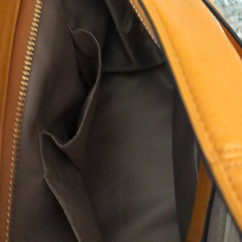Coach handbag - Picture 3 of 7